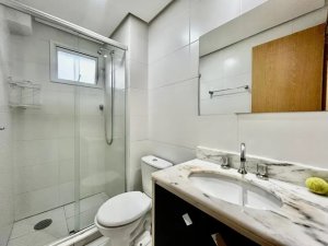 Apartamento com 63m², 2 dormitórios no bairro Santana em Porto Alegre para Alugar