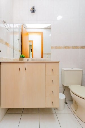 Apartamento com 76m², 2 dormitórios no bairro Petrópolis em Porto Alegre para Alugar
