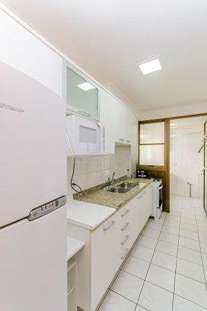 Apartamento com 76m², 2 dormitórios no bairro Petrópolis em Porto Alegre para Alugar