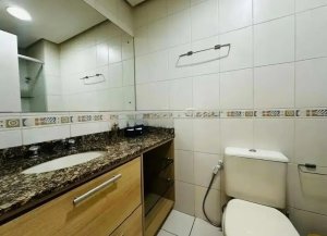 Apartamento com 67m², 2 dormitórios no bairro Menino Deus em Porto Alegre para Alugar