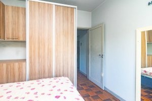 Apartamento com 50m², 2 dormitórios no bairro São Geraldo em Porto Alegre para Alugar
