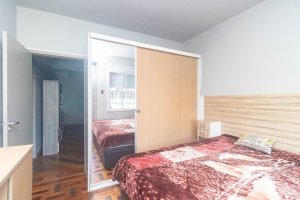 Apartamento com 50m², 2 dormitórios no bairro São Geraldo em Porto Alegre para Alugar