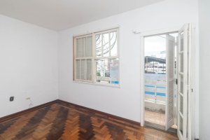 Apartamento com 80m², 2 dormitórios no bairro São Geraldo em Porto Alegre para Alugar