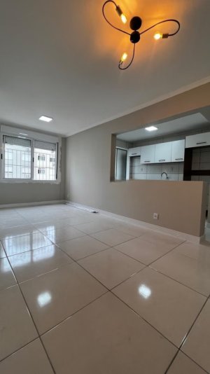 Apartamento com 80m², 3 dormitórios no bairro Tristeza em Porto Alegre para Alugar