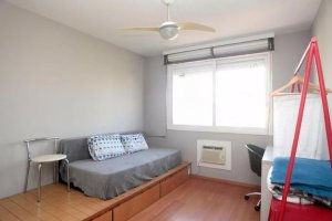 Apartamento com 90m², 2 dormitórios no bairro Azenha em Porto Alegre para Alugar