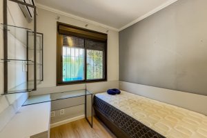 Apartamento com 150m², 3 dormitórios no bairro Jardim Lindóia em Porto Alegre para Alugar