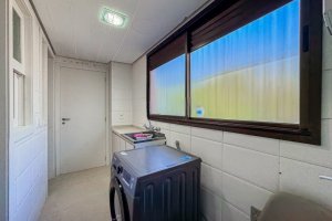 Apartamento com 150m², 3 dormitórios no bairro Jardim Lindóia em Porto Alegre para Alugar
