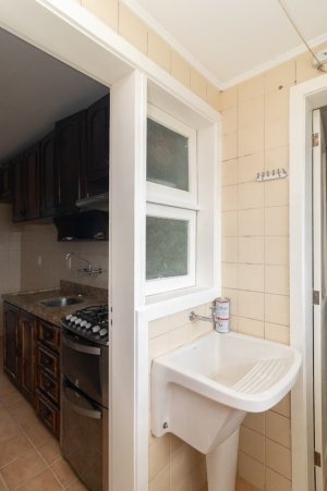 Apartamento com 67m², 2 dormitórios no bairro Cristal em Porto Alegre para Alugar