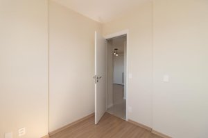 Apartamento com 58m², 2 dormitórios no bairro Azenha em Porto Alegre para Alugar