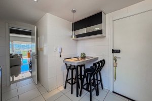 Apartamento com 128m², 3 dormitórios no bairro Jardim do Salso em Porto Alegre para Alugar