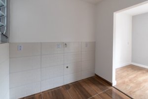 Apartamento com 52m², 2 dormitórios no bairro São Sebastião em Porto Alegre para Alugar