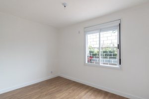 Apartamento com 52m², 2 dormitórios no bairro São Sebastião em Porto Alegre para Alugar