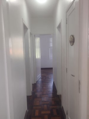 Apartamento com 51m², 2 dormitórios no bairro Rio Branco em Porto Alegre para Alugar