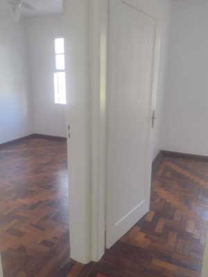 Apartamento com 51m², 2 dormitórios no bairro Rio Branco em Porto Alegre para Alugar