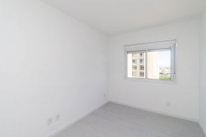 Apartamento com 36m², 1 dormitório no bairro Humaitá em Porto Alegre para Alugar