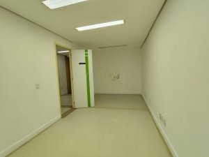 Loja com 97m² no bairro Moinhos de Vento em Porto Alegre para Alugar