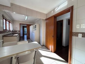 Apartamento com 192m², 3 dormitórios no bairro Bela Vista em Porto Alegre para Alugar
