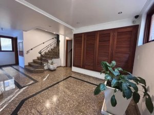 Apartamento com 192m², 3 dormitórios no bairro Bela Vista em Porto Alegre para Alugar