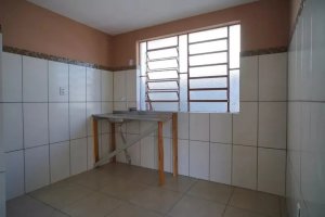 Casa com 82m², 3 dormitórios no bairro Passo das Pedras em Porto Alegre para Alugar