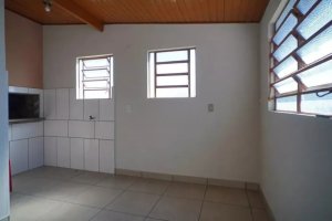Casa com 82m², 3 dormitórios no bairro Passo das Pedras em Porto Alegre para Alugar