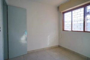 Casa com 82m², 3 dormitórios no bairro Passo das Pedras em Porto Alegre para Alugar