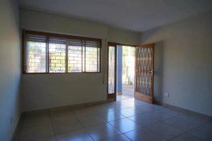 Casa com 82m², 3 dormitórios no bairro Passo das Pedras em Porto Alegre para Alugar