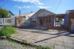 Casa com 82m², 3 dormitórios no bairro Passo das Pedras em Porto Alegre para Alugar