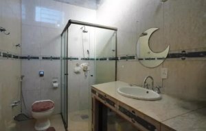 Casa com 220m², 3 dormitórios no bairro Parque Santa Fé em Porto Alegre para Alugar