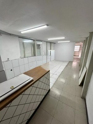 Loja com 199m² no bairro Moinhos de Vento em Porto Alegre para Alugar