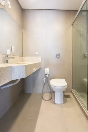 Apartamento com 178m², 2 dormitórios no bairro Moinhos de Vento em Porto Alegre para Alugar