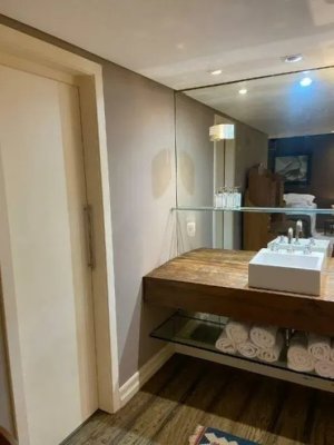 Apartamento com 120m², 2 dormitórios no bairro Auxiliadora em Porto Alegre para Alugar