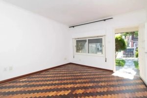 Apartamento, 3 dormitórios no bairro Medianeira em Porto Alegre para Alugar