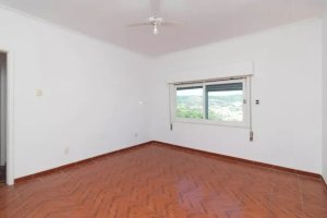 Apartamento, 3 dormitórios no bairro Medianeira em Porto Alegre para Alugar
