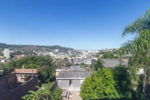 Apartamento, 3 dormitórios no bairro Medianeira em Porto Alegre para Alugar