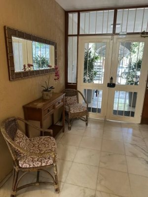 Apartamento com 64m², 2 dormitórios no bairro Higienópolis em Porto Alegre para Alugar