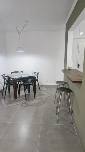 Apartamento com 64m², 2 dormitórios no bairro Higienópolis em Porto Alegre para Alugar