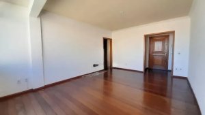 Apartamento com 123m², 3 dormitórios no bairro Moinhos de Vento em Porto Alegre para Alugar