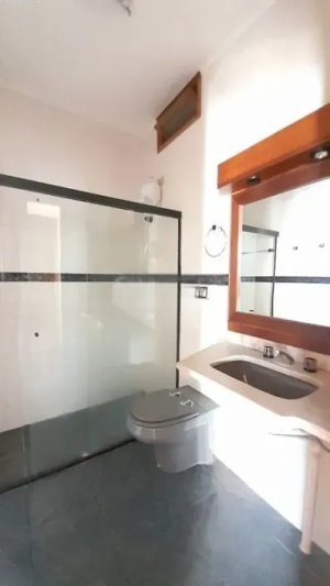 Apartamento com 123m², 3 dormitórios no bairro Moinhos de Vento em Porto Alegre para Alugar