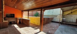 Casa com 200m², 3 dormitórios no bairro Cristo Redentor em Porto Alegre para Alugar