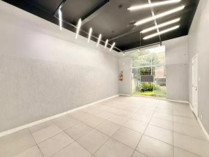 Loja com 36m² no bairro Auxiliadora em Porto Alegre para Alugar