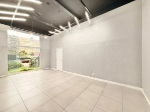 Loja com 36m² no bairro Auxiliadora em Porto Alegre para Alugar