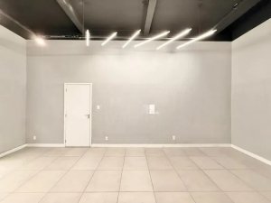 Loja com 36m² no bairro Auxiliadora em Porto Alegre para Alugar