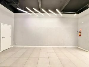 Loja com 36m² no bairro Auxiliadora em Porto Alegre para Alugar