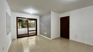 Apartamento com 110m², 3 dormitórios no bairro Passo da Areia em Porto Alegre para Alugar