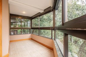 Apartamento com 154m², 3 dormitórios no bairro Petrópolis em Porto Alegre para Alugar