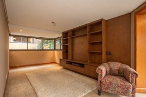 Apartamento com 154m², 3 dormitórios no bairro Petrópolis em Porto Alegre para Alugar
