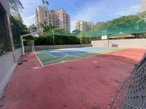 Apartamento com 209m², 3 dormitórios no bairro Chácara das Pedras em Porto Alegre para Alugar
