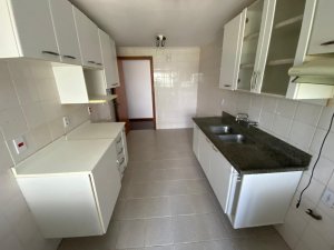 Apartamento com 209m², 3 dormitórios no bairro Chácara das Pedras em Porto Alegre para Alugar