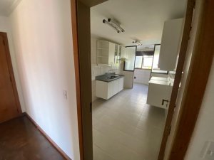 Apartamento com 209m², 3 dormitórios no bairro Chácara das Pedras em Porto Alegre para Alugar