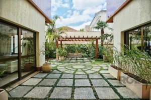 Apartamento com 90m², 2 dormitórios no bairro Petrópolis em Porto Alegre para Alugar